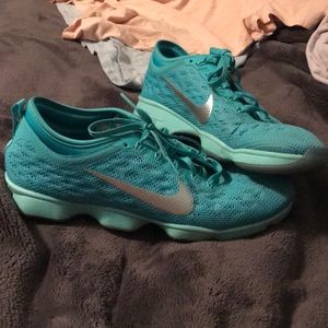 Nike Zoom Fit Agility shoes